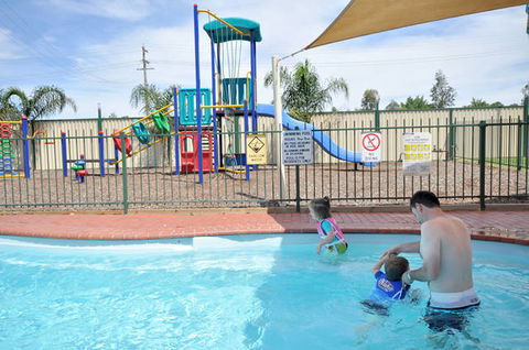 Albury All Seasons Tourist Park - Accommodation ACT 5