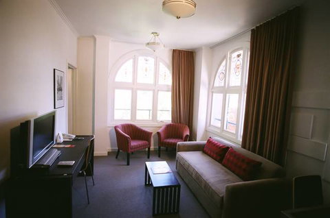 Alto Hotel On Bourke - Accommodation ACT 0