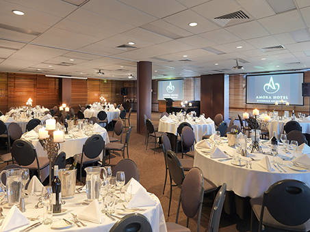 Amora Hotel Riverwalk Melbourne - Accommodation ACT 3