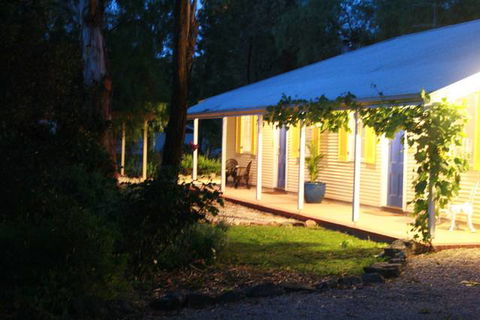 Amy's House - Accommodation ACT 0