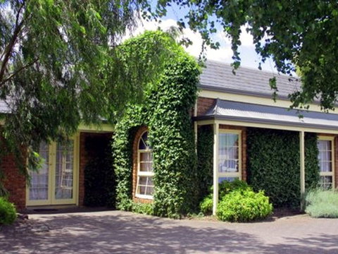 Arkana Motor Inn & Terrace Apartments - Accommodation ACT 1