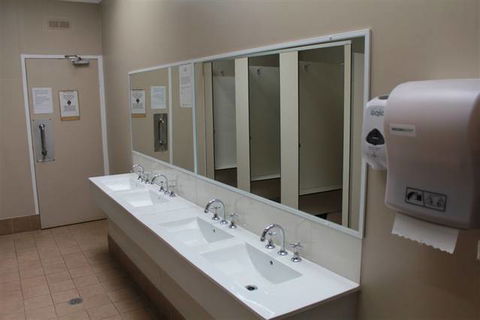 Armidale Tourist Park - Accommodation ACT 6