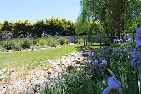 Armidale Tourist Park - Accommodation ACT 9