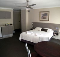 Aston Hill Motor Lodge - Accommodation ACT