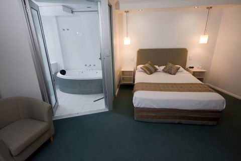 Atlantic Tower Motor Inn - Accommodation ACT 0