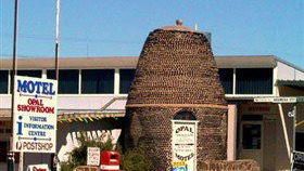 Andamooka Dukes Bottlehouse Motel - Accommodation ACT 2