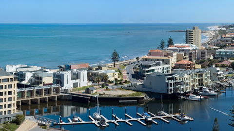Atlantic Tower Motor Inn - Accommodation ACT 9
