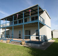 LJ Hooker Goolwa Holiday Rentals - 25 Barrage Road Goolwa South - Accommodation ACT