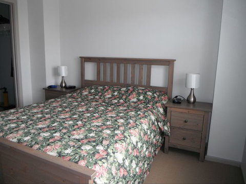 Wellington - Accommodation ACT 2