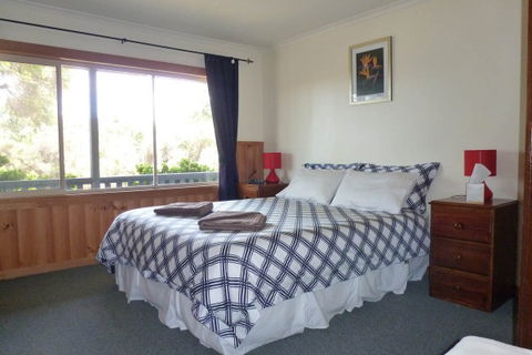 Arties Cottage Accommodation - Accommodation ACT 2