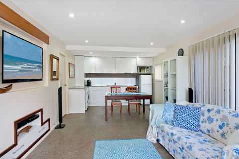 Akama Vista - Couple's Retreat - Accommodation ACT 2