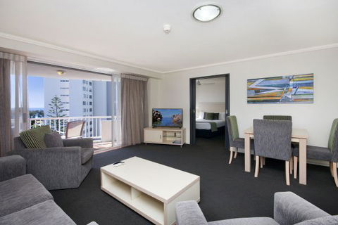 Alpha  Sovereign Hotel - Accommodation ACT 2