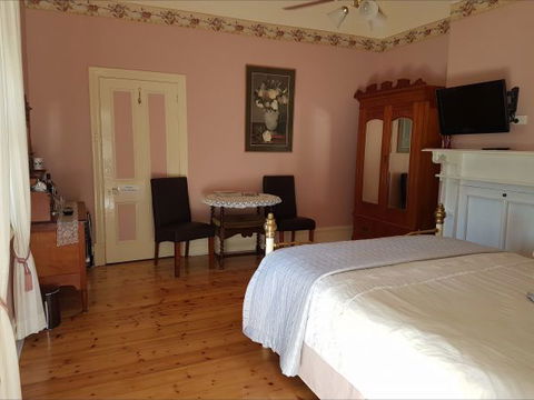 Angas Plains Wines Suites - Accommodation ACT 1