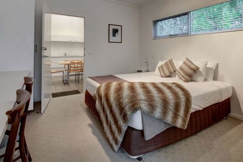 Ashmont Motor Inn And Apartments - Accommodation ACT 6