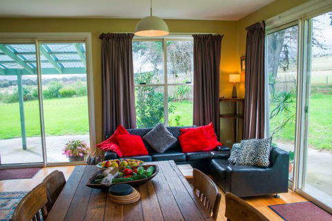 Baileys Lane - Accommodation ACT 6