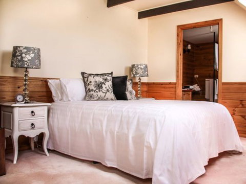 Brigham House - Tooma - Accommodation ACT 2