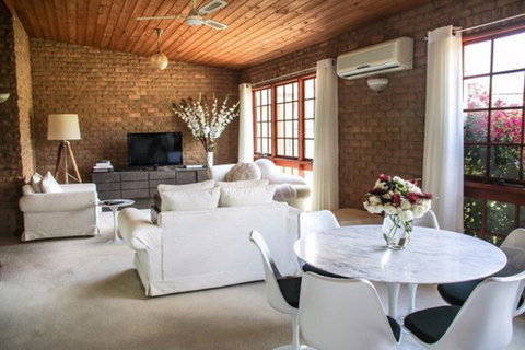 Brigham House - Tooma - Accommodation ACT 3