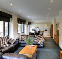Cedarwood Apartments - Accommodation ACT