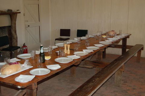 Chowilla Station Shearer's Quarters Accommodation - Accommodation ACT 2