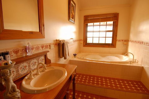 Enerby Farm Cottage - Accommodation ACT 6