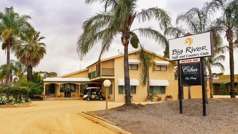 Big River Motor Inn - Accommodation ACT 5