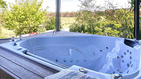 A Way To Relax At Welcome Springs Country Stays - Accommodation ACT 11
