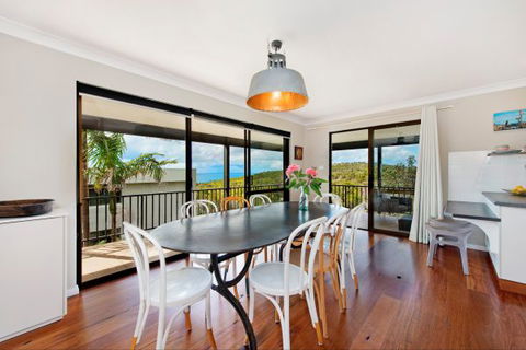 Apricari - Accommodation ACT 5