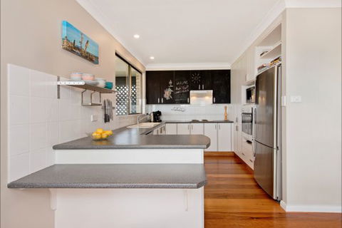 Apricari - Accommodation ACT 6