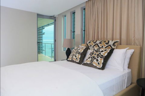 Aqua Aqua Luxury Penthouses - Accommodation ACT 4