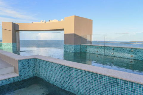 Aqua Aqua Luxury Penthouses - Accommodation ACT 8