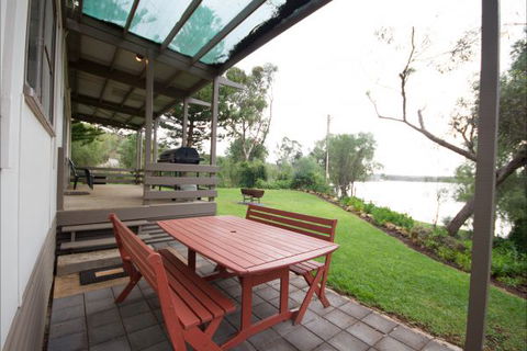 Aruma River Resort - Accommodation ACT 2