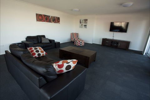 Aspire Mayfield - Accommodation ACT 3