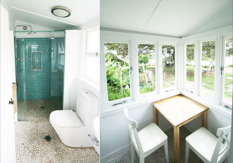 Aurora Beachfront Cottage - Accommodation ACT 5