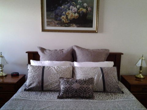 Avariella - Accommodation ACT 4