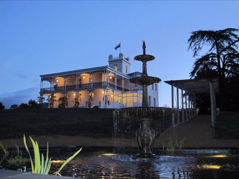 Claremont House - Accommodation ACT 0