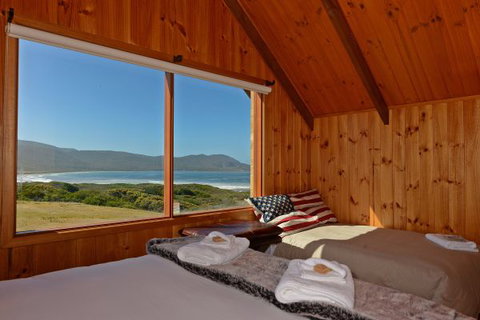 Cloudy Bay Villa - Accommodation ACT 6