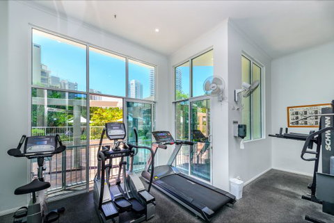 Crest Apartments - Accommodation ACT 3