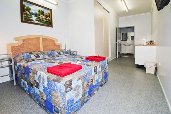 Innisfail Estate QLD Accommodation ACT