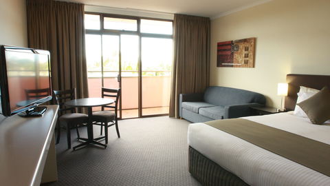 Adelaide Meridien Hotel & Apartments - Accommodation ACT 0