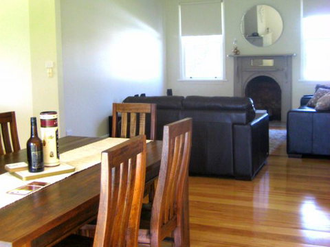 Orange Tree Cottage - Accommodation ACT 3