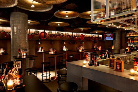QT Melbourne - Accommodation ACT 5