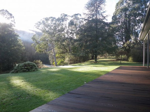 Riverdowns - Accommodation ACT 6