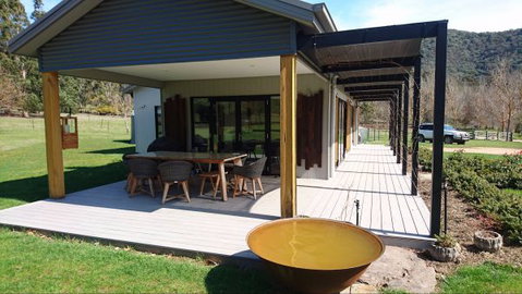 Riverdowns - Accommodation ACT 7
