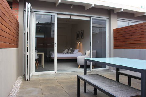 Sandy Bay Studio Apartment - Accommodation ACT 1