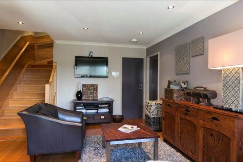 Snow Fall Lodge At Falls Creek - Accommodation ACT 6
