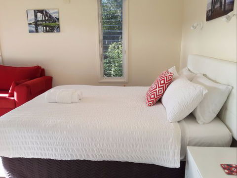 Springtide Studio Apartments - Accommodation ACT 1