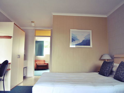 Sunrise Devonport - Accommodation ACT 2