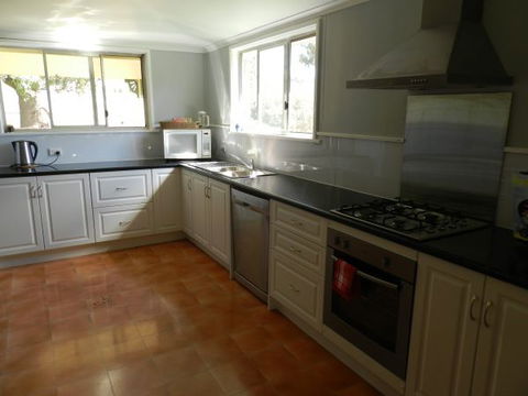 Tarrabandra Fishing Retreat - Accommodation ACT 5