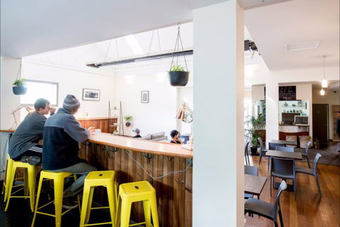 The Nook Backpackers - Accommodation ACT 8