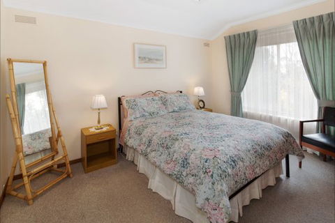 The Wattles On Eddy - Accommodation ACT 2